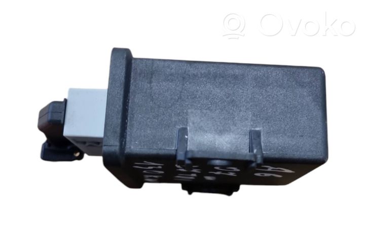 Audi A6 S6 C6 4F Muut ohjainlaitteet/moduulit 8P0907357D