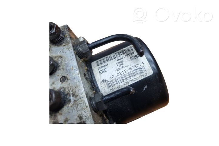 Opel Combo D Pompe ABS 10096116093