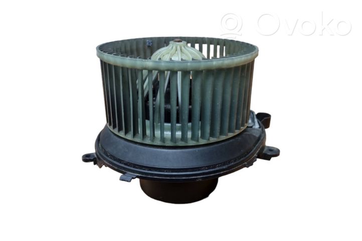 Volkswagen Touran I Mazā radiatora ventilators 740221233F