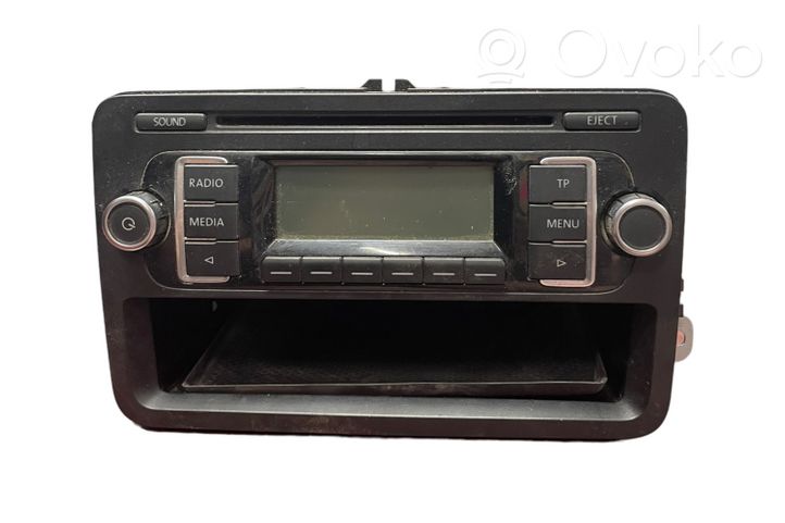 Volkswagen Touran II Unité principale radio / CD / DVD / GPS 5K0035156
