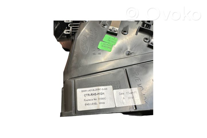 Ford Focus Konsola środkowa / Panel sterowania M5118835