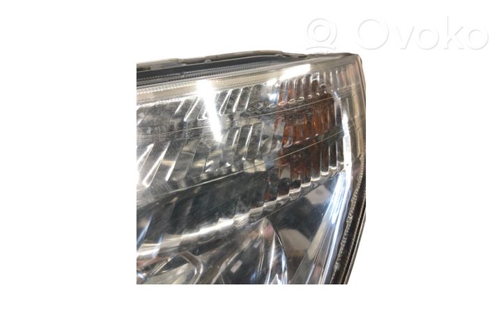 Daihatsu Terios Lampa przednia P6440T7