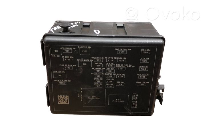 Fiat Freemont Module de fusibles 68068355AB