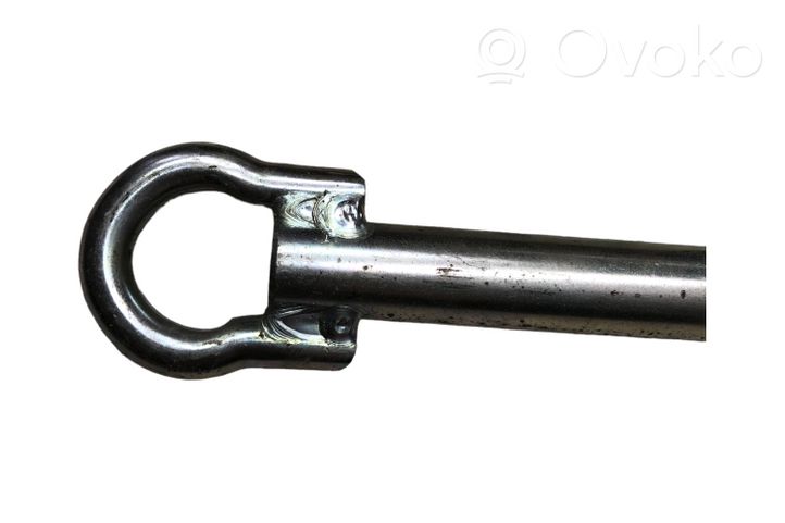 Toyota Avensis T270 Towing hook eye 