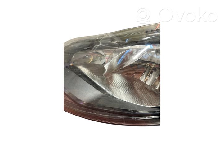 Ford Focus Lampa przednia BM5113W030CJ