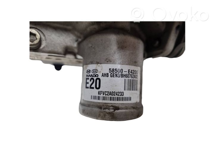 KIA Soul Bomba de freno 58500E4200