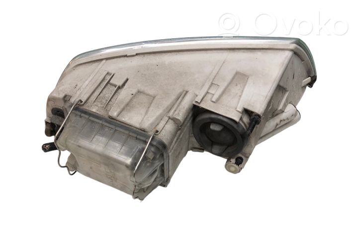 Skoda Octavia Mk2 (1Z) Lampa przednia 83110009044