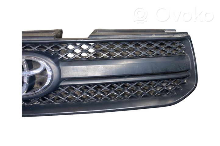 Toyota RAV 4 (XA20) Grotelės priekinės 5310142140