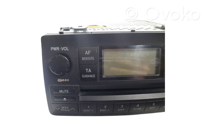 Toyota Corolla E120 E130 Radija/ CD/DVD grotuvas/ navigacija 8612002380