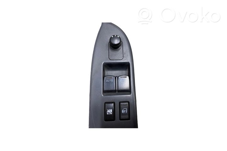 Suzuki Grand Vitara II Interrupteur commade lève-vitre 8372764JOL