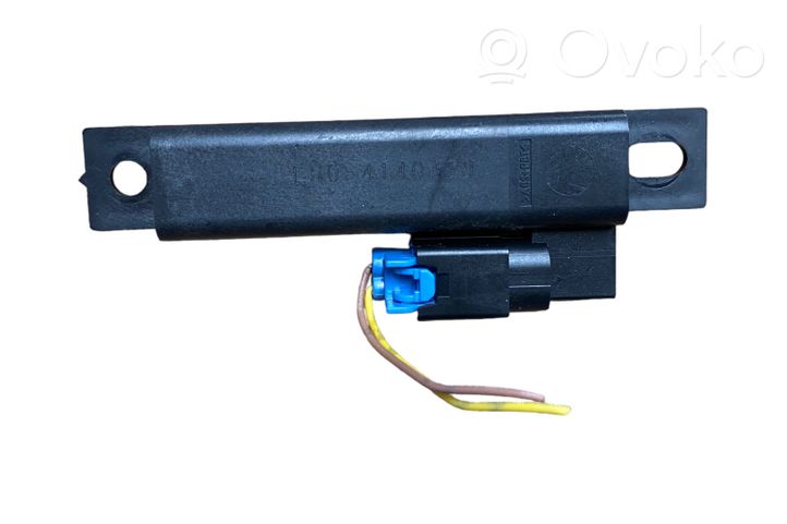 Nissan Leaf I (ZE0) Amplificatore antenna EH04140329