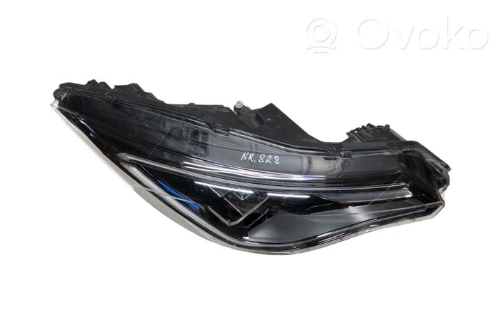 Renault Zoe Headlight/headlamp 260102384R