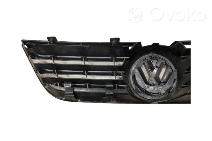 Volkswagen Cross Polo Griglia superiore del radiatore paraurti anteriore 6Q0853653E
