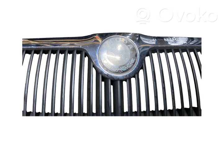 Skoda Octavia Mk2 (1Z) Grille de calandre avant 1Z0853668