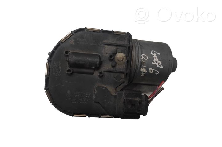 Volkswagen Golf VI Wiper motor 1K1955119E