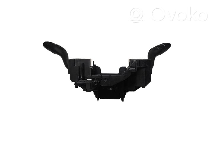 Ford Focus Commodo de clignotant BV6T13N064AF