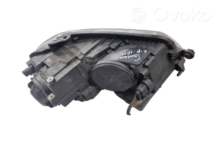 Volkswagen Touran I Lampa przednia 1T1941751A