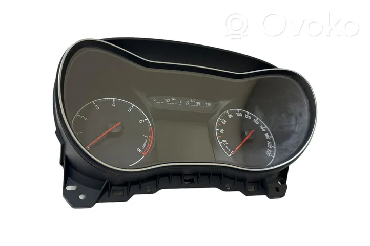 Opel Corsa E Compteur de vitesse tableau de bord 367030224