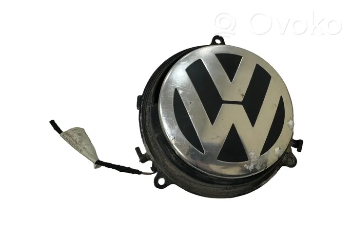 Volkswagen Golf V Ручка задней крышки 1K0827469E
