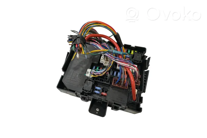 Nissan Leaf I (ZE0) Comfort/convenience module 1945007367