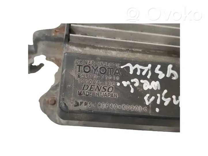 Toyota Avensis T250 Centralina/modulo impianto di iniezione 8987171010