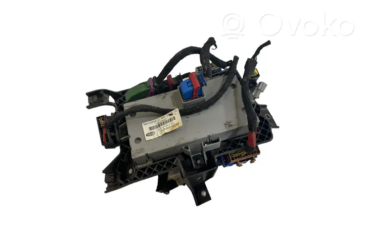 Iveco Daily 4th gen Sulakemoduuli 503440080109