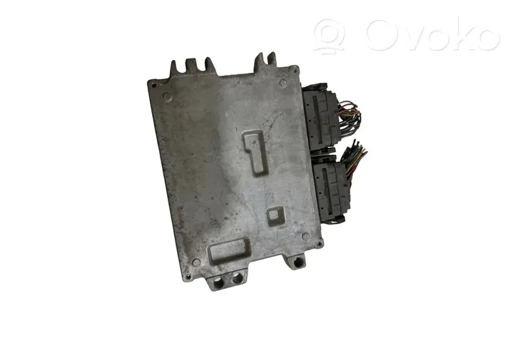 Suzuki Swift Calculateur moteur ECU 3392063JH