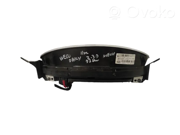 Iveco Daily 35 - 40.10 Speedometer (instrument cluster) 5801318879