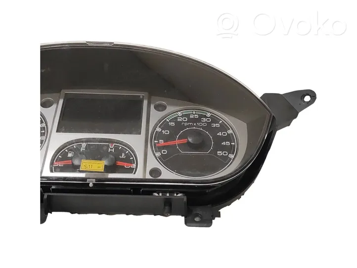 Iveco Daily 35 - 40.10 Speedometer (instrument cluster) 5801318879