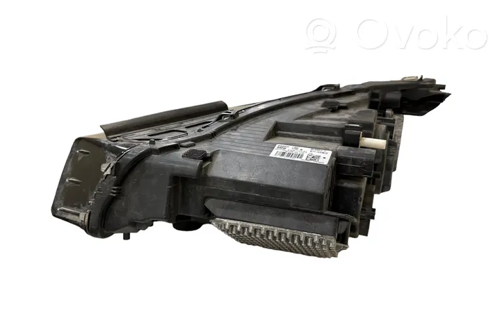 BMW i3 Lampa przednia 7472186