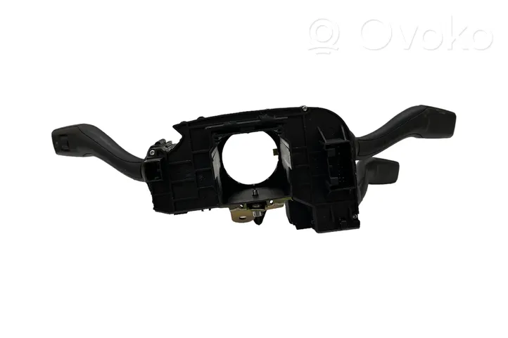 Audi A4 S4 B7 8E 8H Leva/interruttore dell’indicatore di direzione e tergicristallo 8E0953549Q