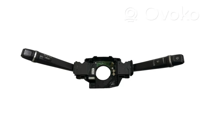 Volvo S60 Leva/interruttore dell’indicatore di direzione e tergicristallo 30739256