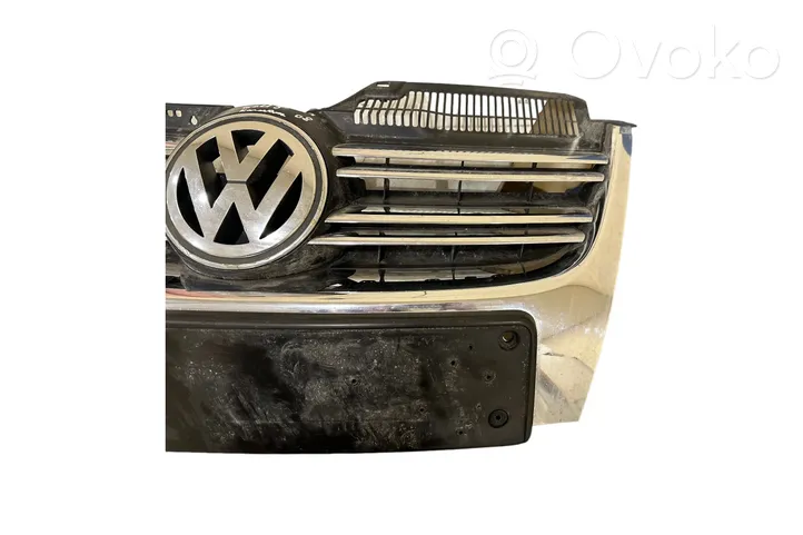 Volkswagen Golf V Front bumper upper radiator grill 1K5853653C