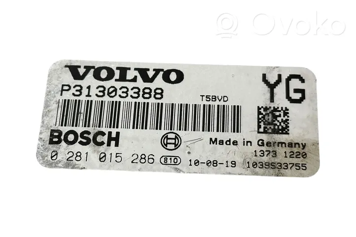 Volvo V70 Sterownik / Moduł ECU P31303388