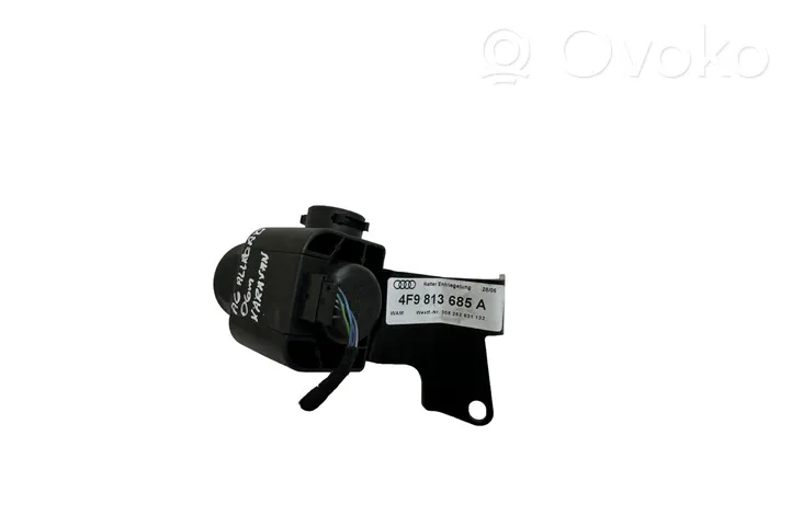 Audi A6 Allroad C6 Switch for retractable tow bar 4F9813685A