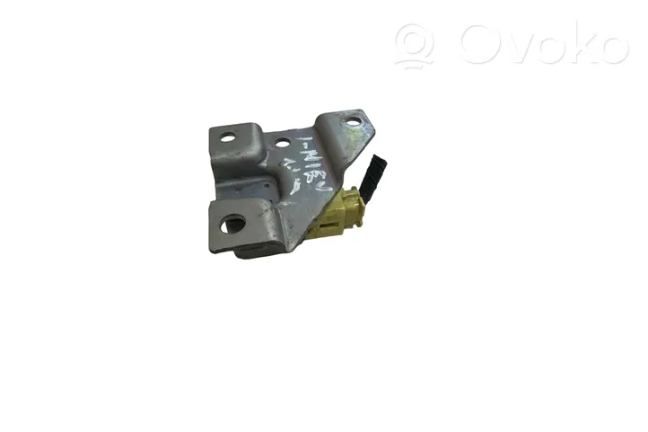 Mitsubishi i-MiEV Sensor impacto/accidente para activar Airbag 8651A151