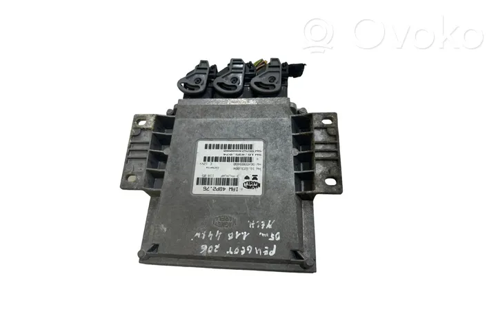 Peugeot 206 Calculateur moteur ECU 9645989480