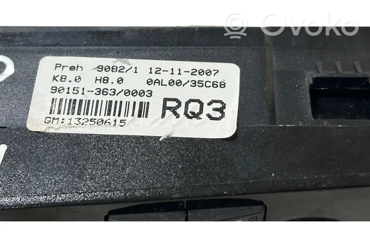 Opel Astra H Panel klimatyzacji 13250615