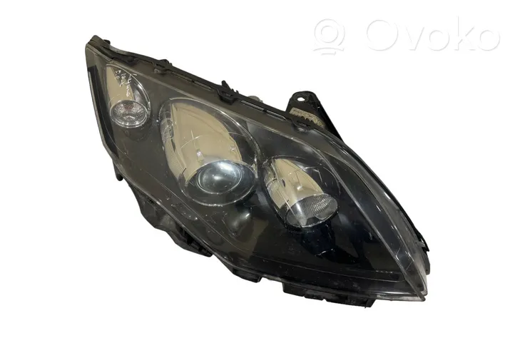 Renault Laguna III Lampa przednia 260100043R