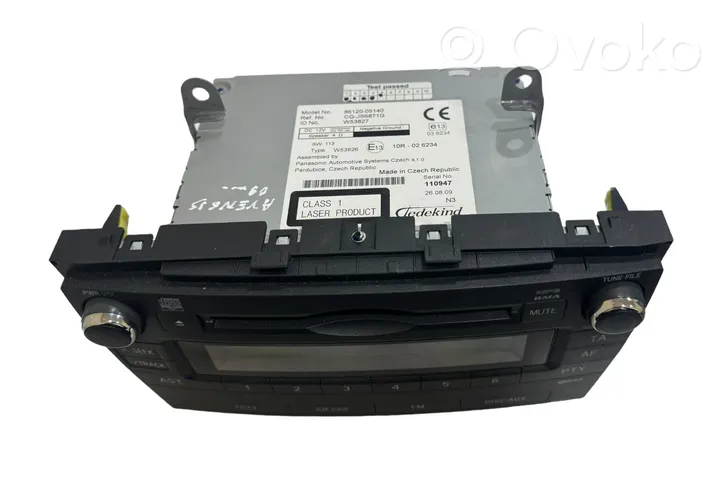 Toyota Avensis T270 Unité principale radio / CD / DVD / GPS 8612005140