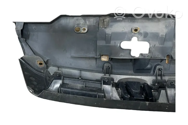 Honda CR-V Front bumper upper radiator grill 71121SWWG0