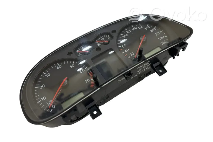 Volkswagen Golf IV Speedometer (instrument cluster) 1J0919881BX