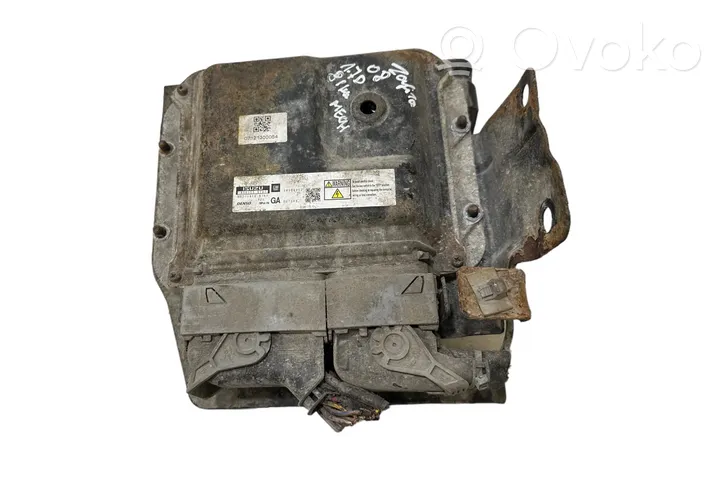 Opel Zafira B Sterownik / Moduł ECU MB2758008161