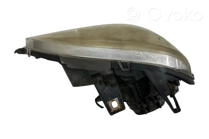 Mercedes-Benz ML W163 Lampa przednia 22315600