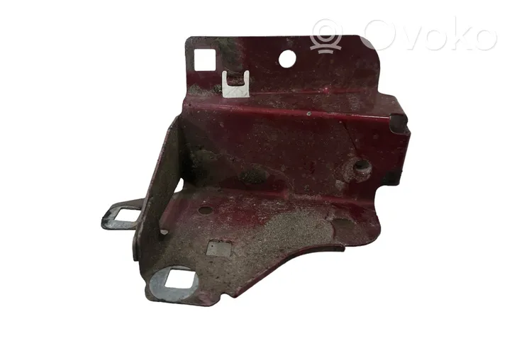 Renault Zoe Supporto di montaggio del parafango 620425323R