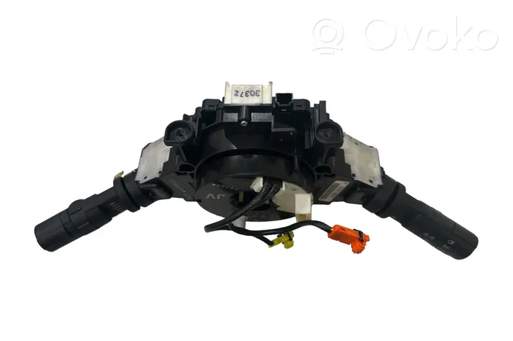 Nissan Qashqai Interruptor/palanca de limpiador de luz de giro 25560JD003