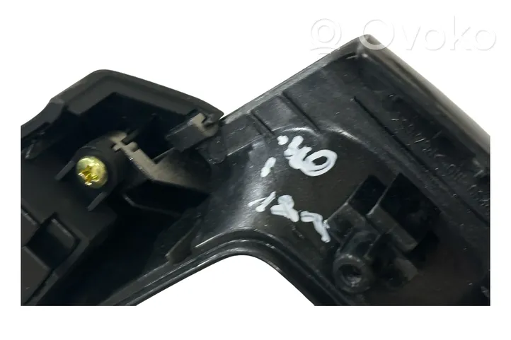 Hyundai i40 Boutons / interrupteurs volant 39R2901300