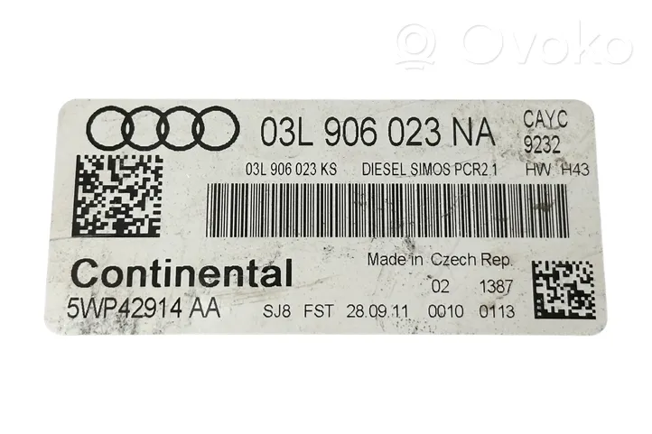 Audi A3 S3 A3 Sportback 8P Moottorin ohjainlaite/moduuli 03L906023KS