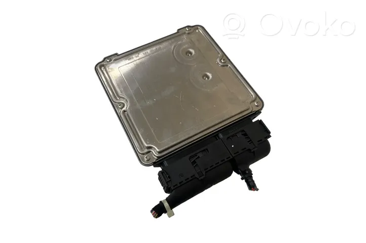 Volkswagen Transporter - Caravelle T5 Calculateur moteur ECU 038906016A