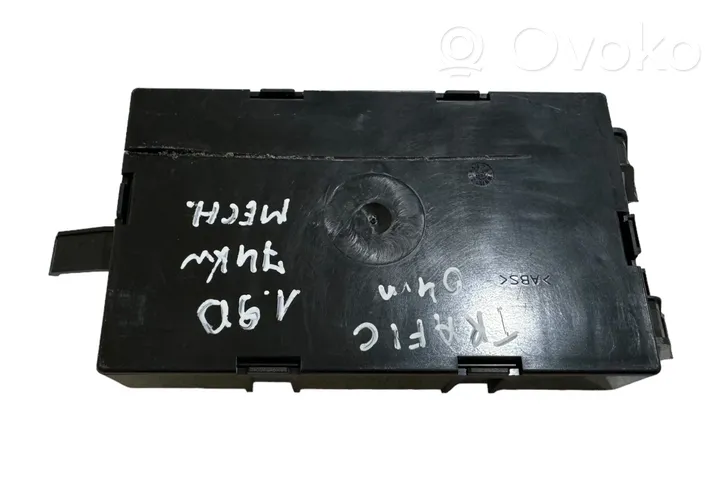 Renault Trafic II (X83) Other control units/modules P8200374949G